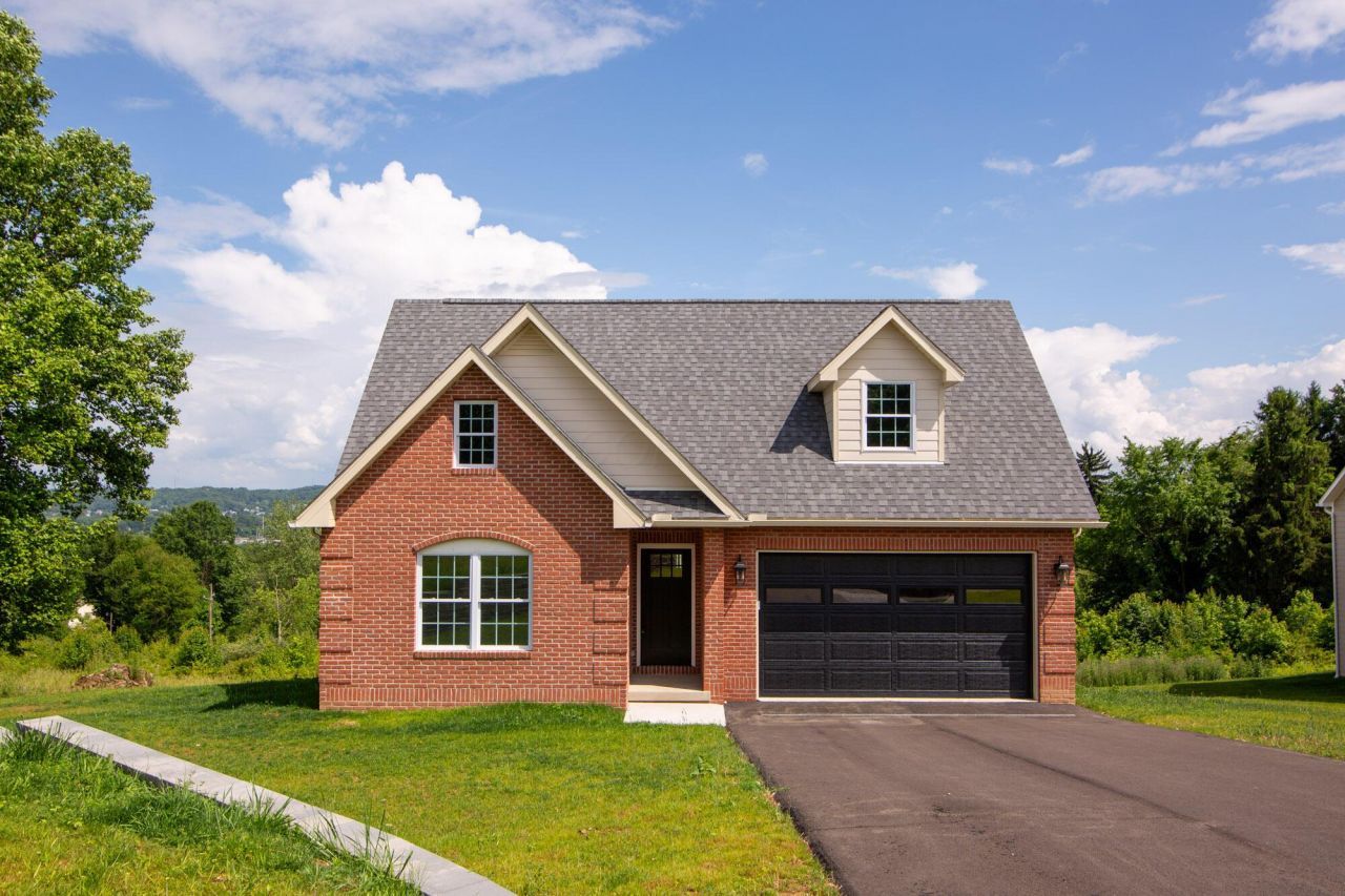 73 Retilley Drive, Coshocton, OH 43812 Main Photo