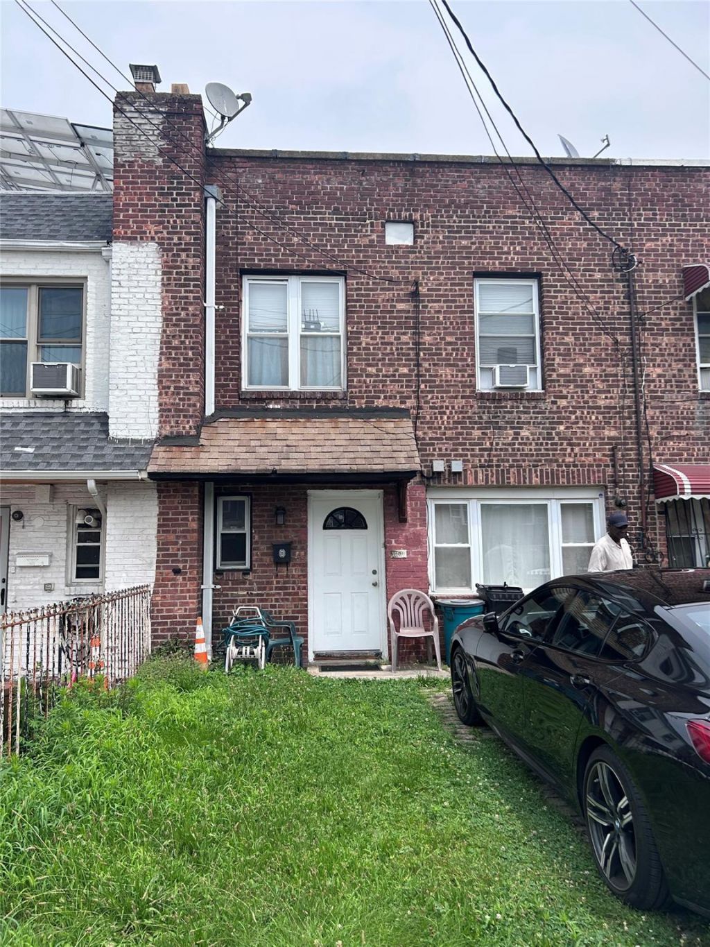 10211 187th Street, Hollis, NY 11423 Main Photo