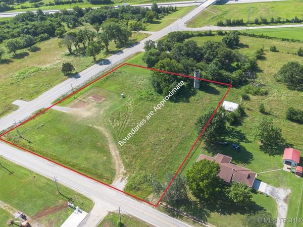 S 4410 Road, Vinita, OK 74301