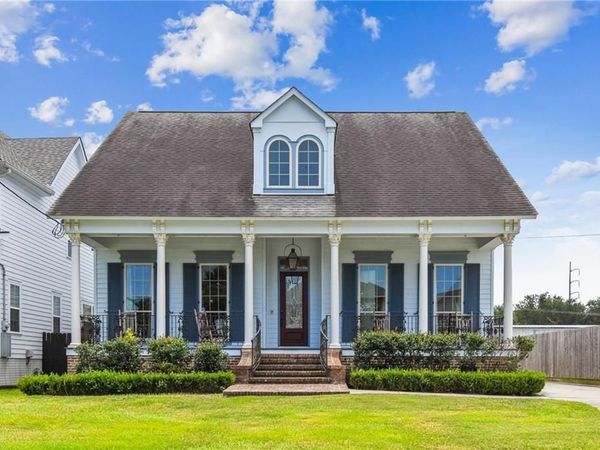 230 26TH Street, New Orleans, LA 70124