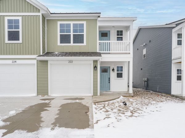 222 Elkenburg Street, Unit 7, South Haven, MI 49090