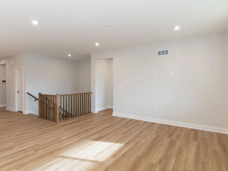 821 Amesbury Drive, Florence, KY 41042 Photo 4