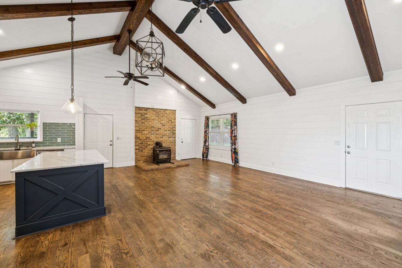 2697 Midland Rd, Shelbyville, TN 37160 Main Photo