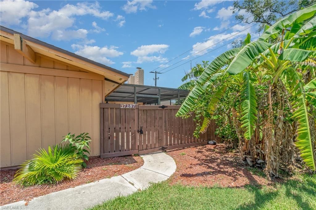 17287 Timber Oak Ln, Fort Myers, FL 33908 Photo