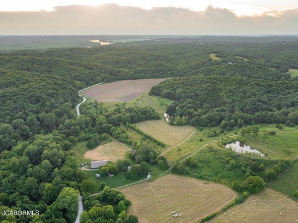 20200 S JEMERSON CREEK RD, Hartsburg, MO 65039
