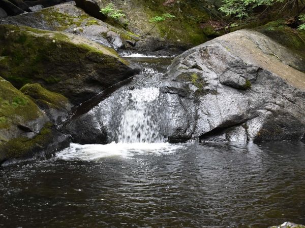 Saunders Hill Road, Wentworth, NH 03282