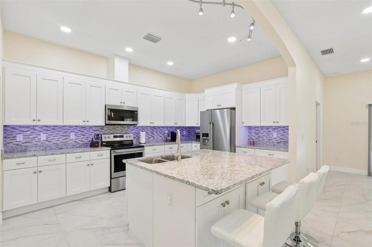 33433 Loop Court, Webster, FL 33597 Photo