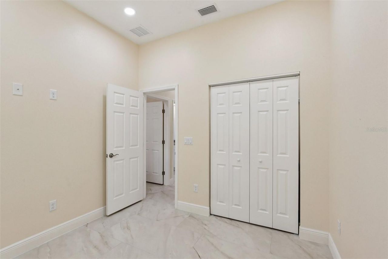 33433 Loop Court, Webster, FL 33597 Photo