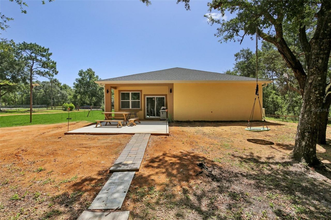 33433 Loop Court, Webster, FL 33597 Photo