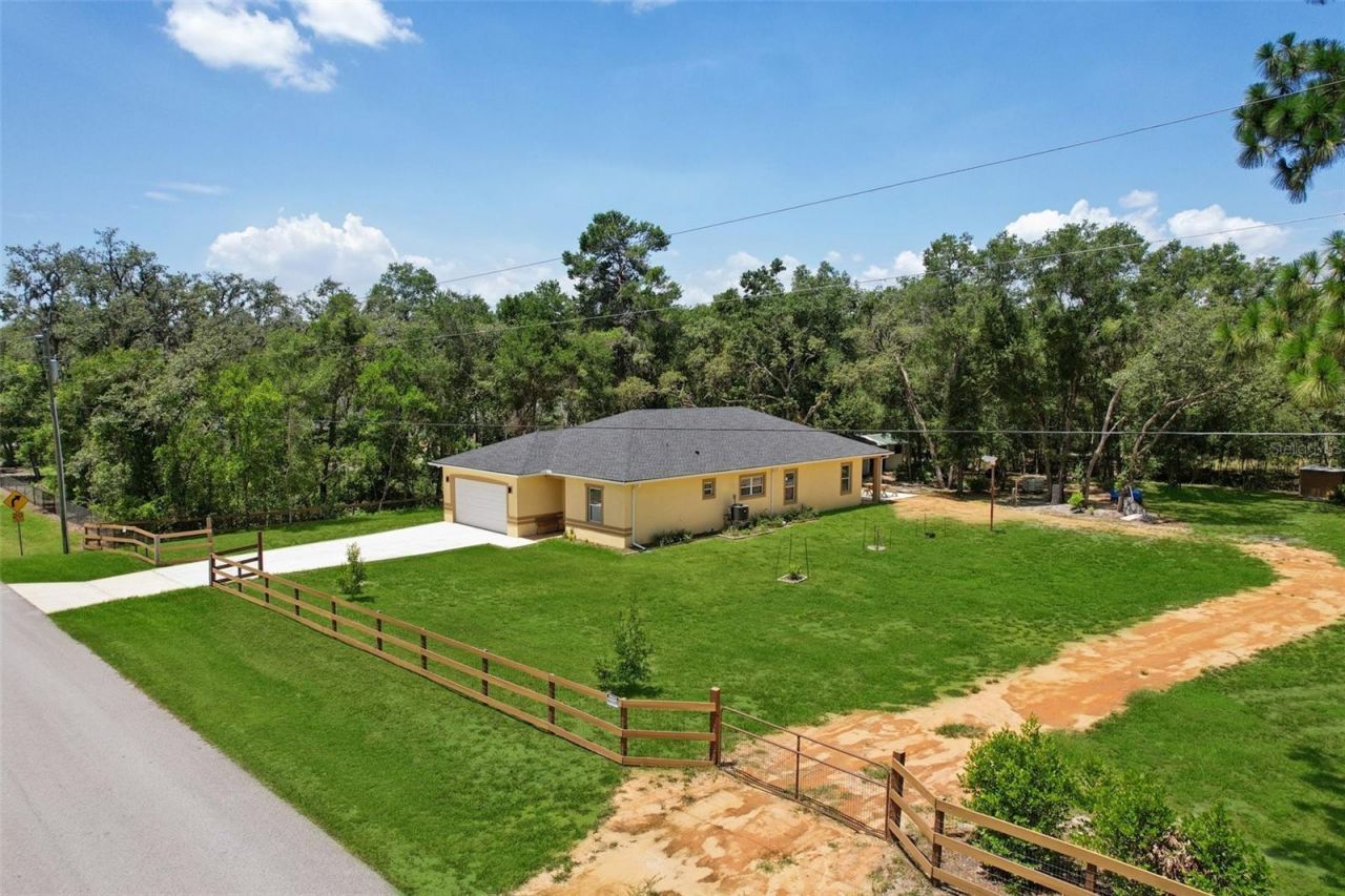 33433 Loop Court, Webster, FL 33597 Photo