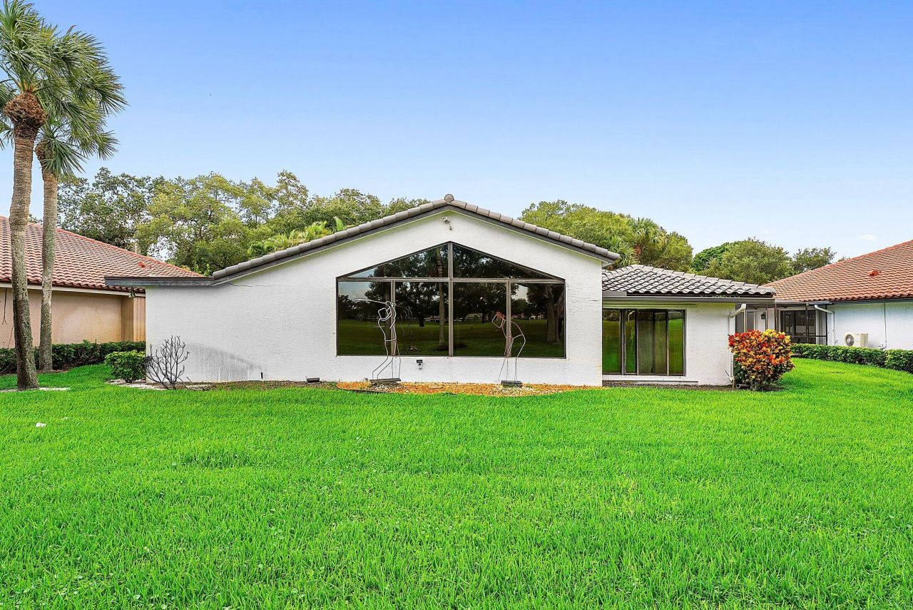 14 Oaks Lane, Boynton Beach, FL 33436 Photo