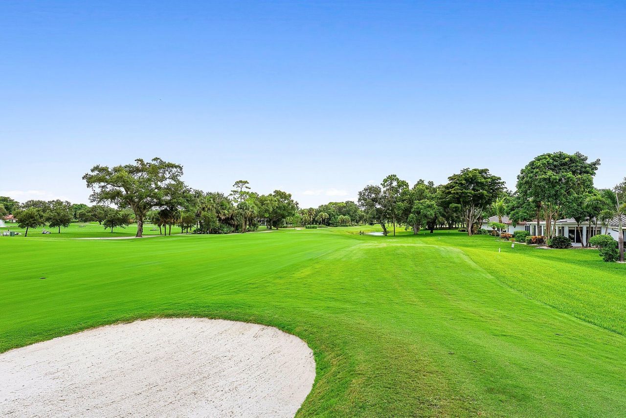 14 Oaks Lane, Boynton Beach, FL 33436 Photo