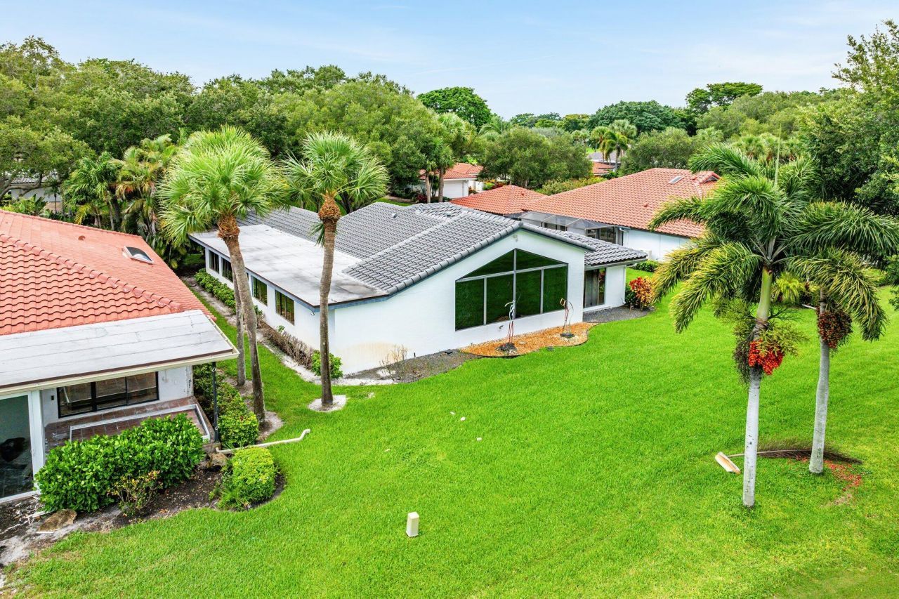 14 Oaks Lane, Boynton Beach, FL 33436 Photo