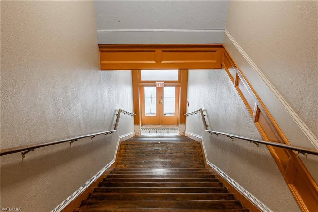 2260 1st St, Unit 204, Fort Myers, FL 33901 Photo