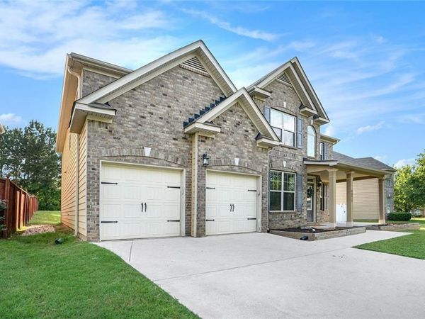 4027 Dinmont Chase, Atlanta, GA 30349