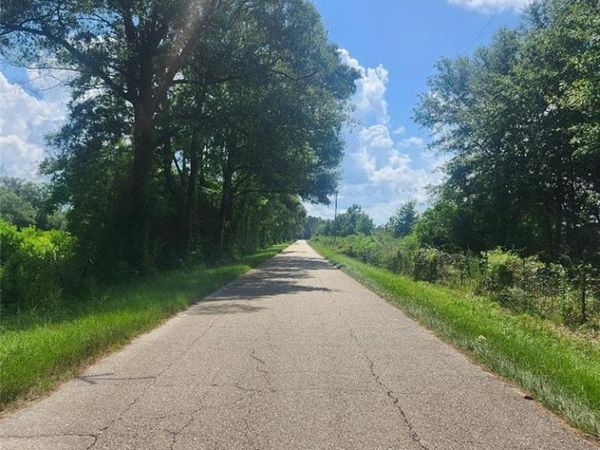 CALMES Road, Denham Springs, LA 70706