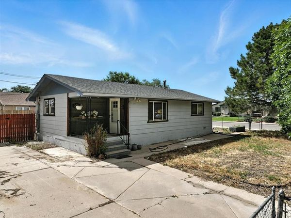 2402 W 17th St, Pueblo, CO 81003