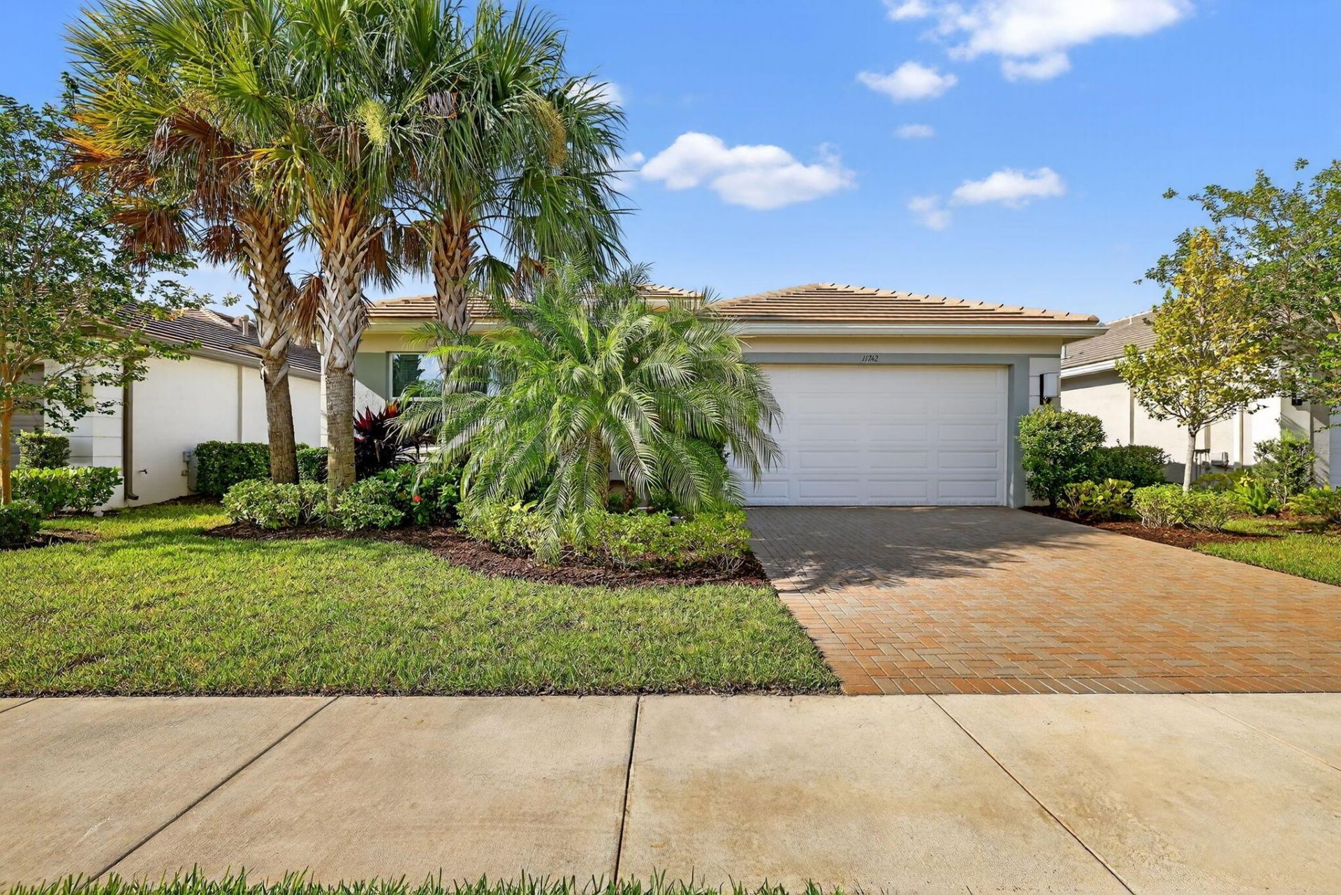 11742 SW Sailfish Isles Way, Port Saint Lucie, FL 34987 Photo