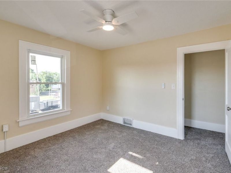 567 E Cuyahoga Falls Avenue, Akron, OH 44310 Photo 18