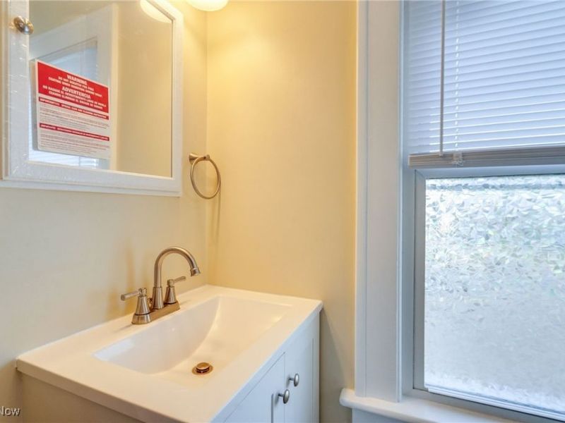 567 E Cuyahoga Falls Avenue, Akron, OH 44310 Photo 25