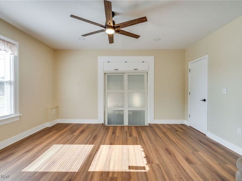 567 E Cuyahoga Falls Avenue, Akron, OH 44310 Photo 5