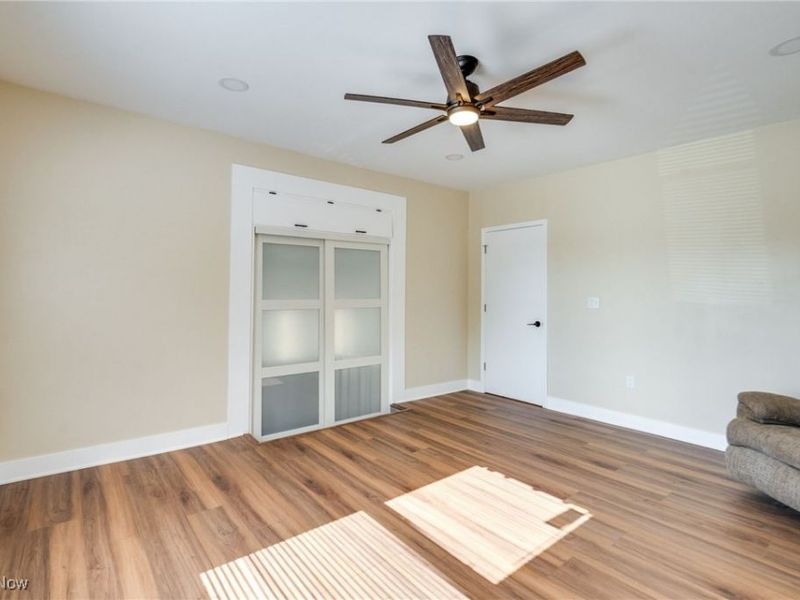 567 E Cuyahoga Falls Avenue, Akron, OH 44310 Photo 6