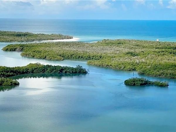 13955 Old Coast RD, Unit PH05, NAPLES, FL 34110