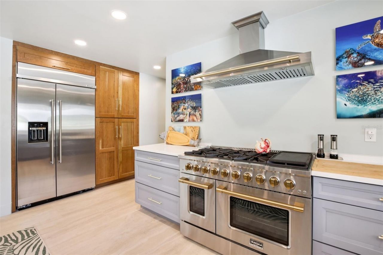 613 Buttonwood Drive, Longboat Key, FL 34228 Photo