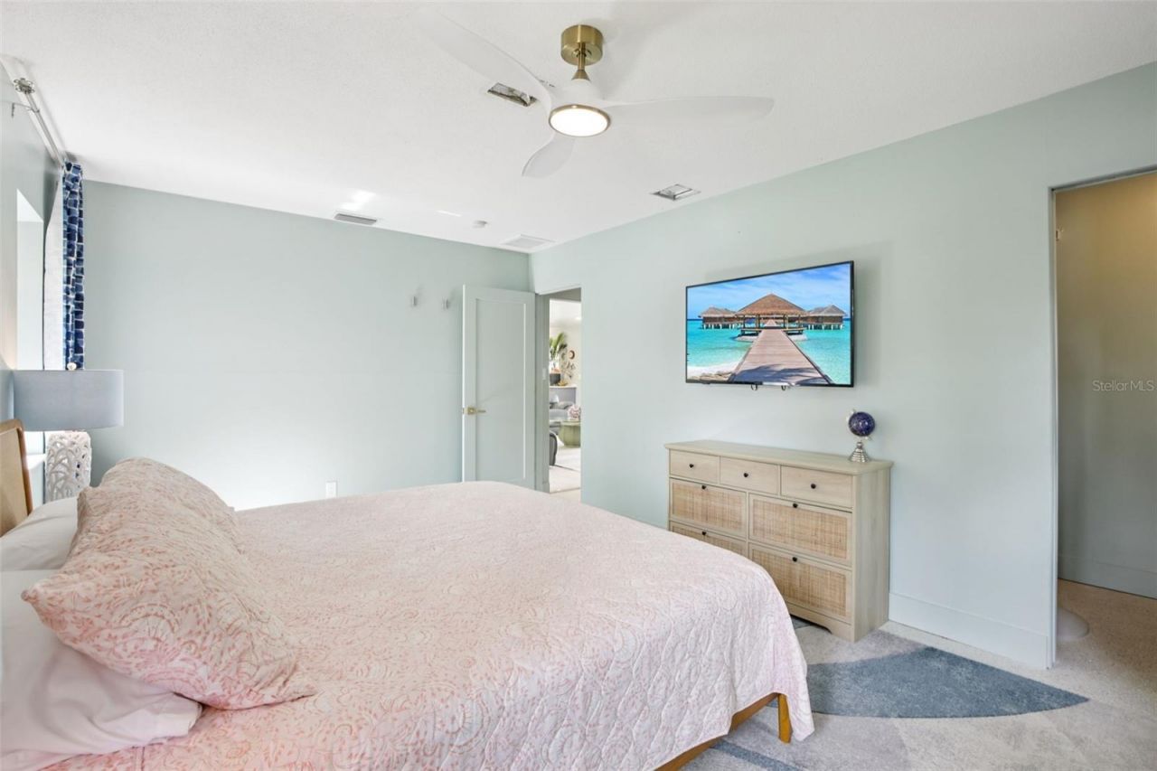 613 Buttonwood Drive, Longboat Key, FL 34228 Photo