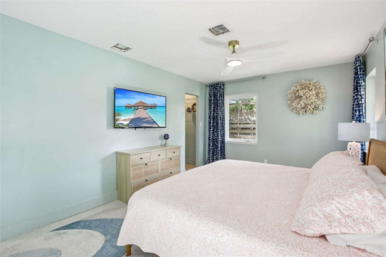 613 Buttonwood Drive, Longboat Key, FL 34228 Photo