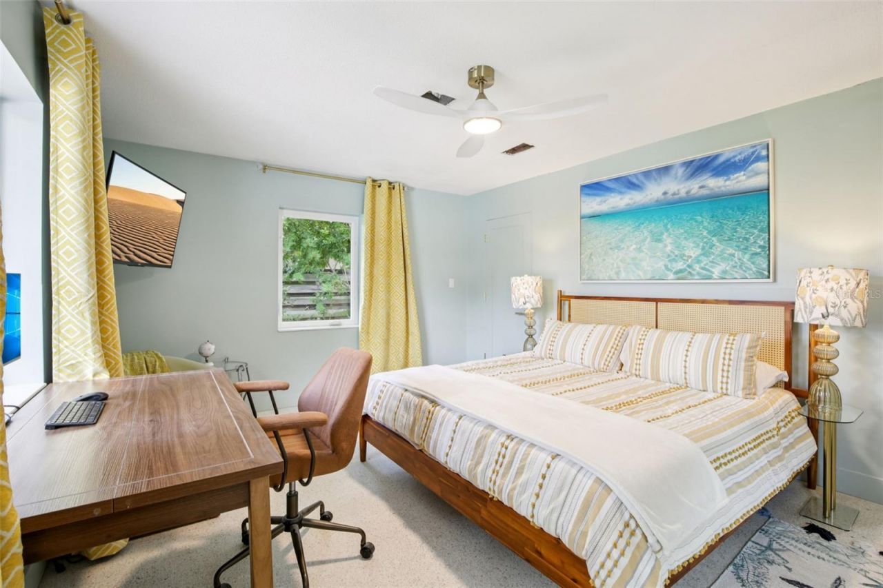 613 Buttonwood Drive, Longboat Key, FL 34228 Photo