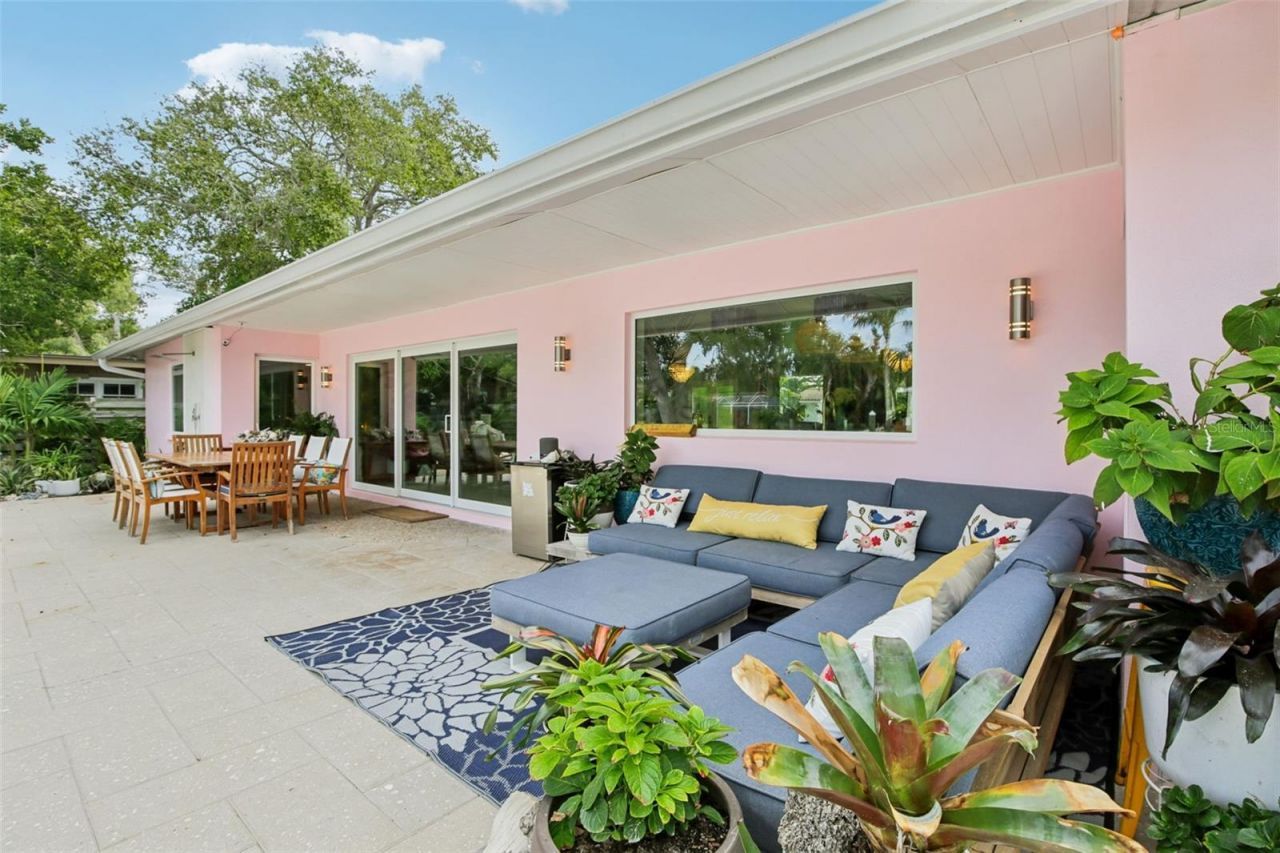 613 Buttonwood Drive, Longboat Key, FL 34228 Photo
