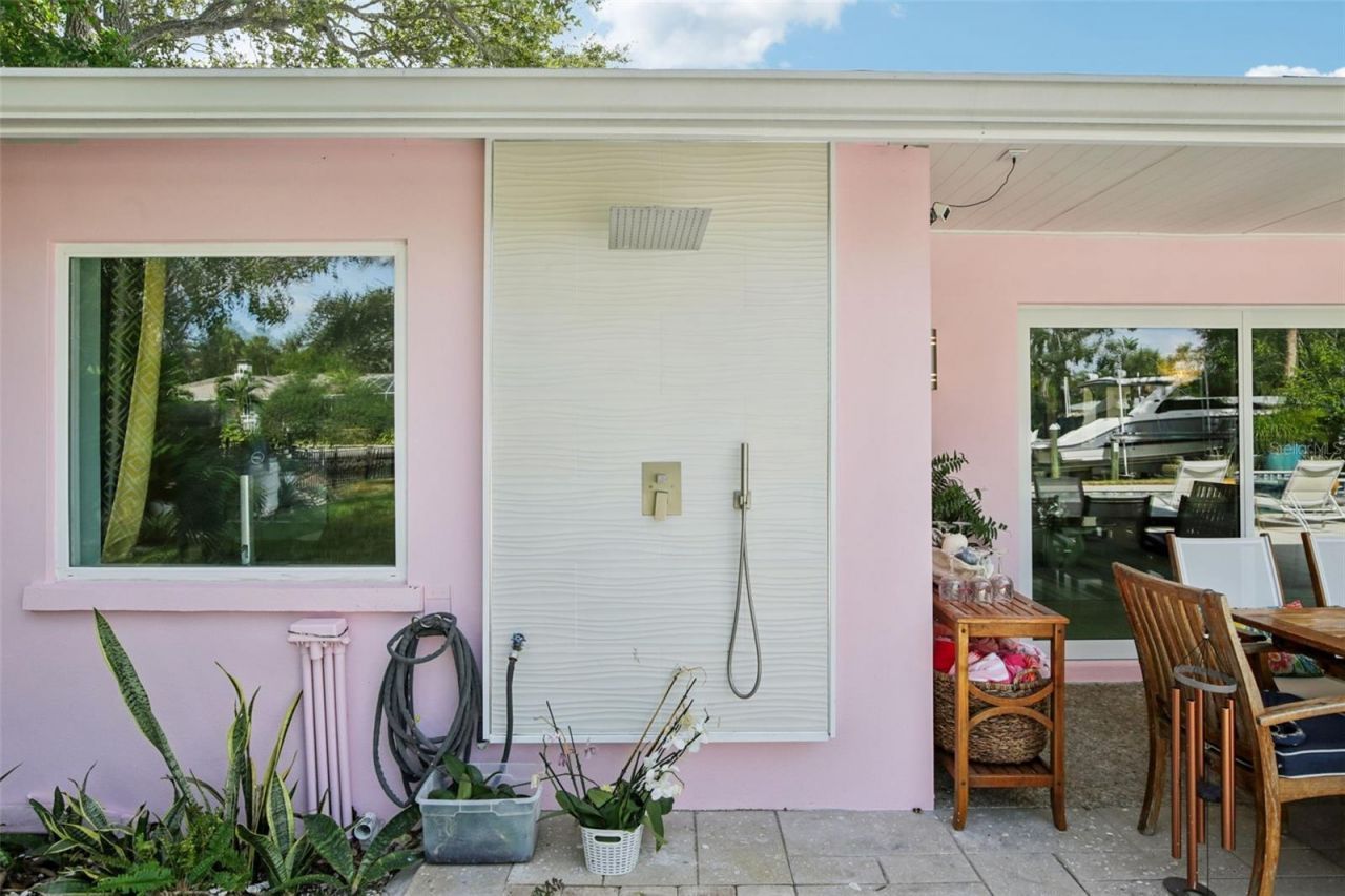 613 Buttonwood Drive, Longboat Key, FL 34228 Photo