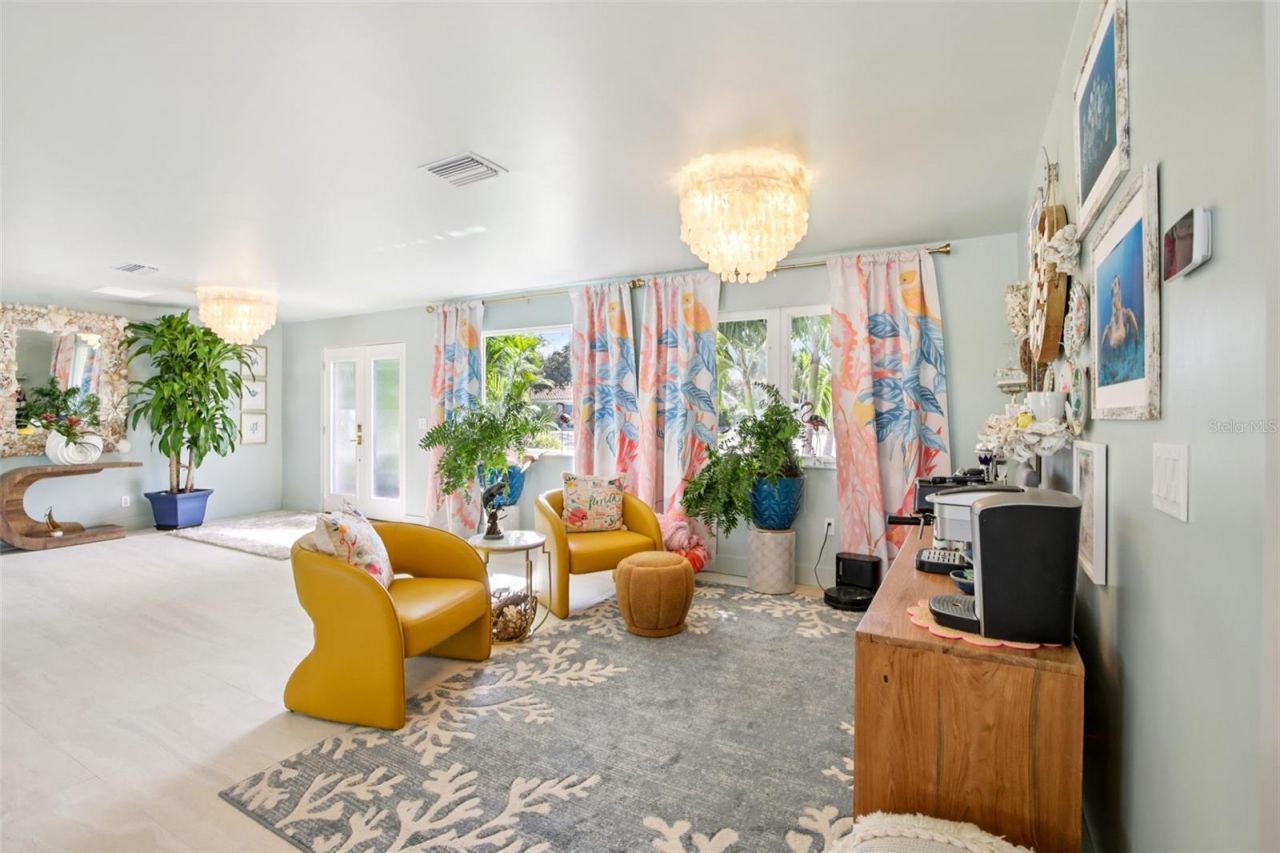 613 Buttonwood Drive, Longboat Key, FL 34228 Photo