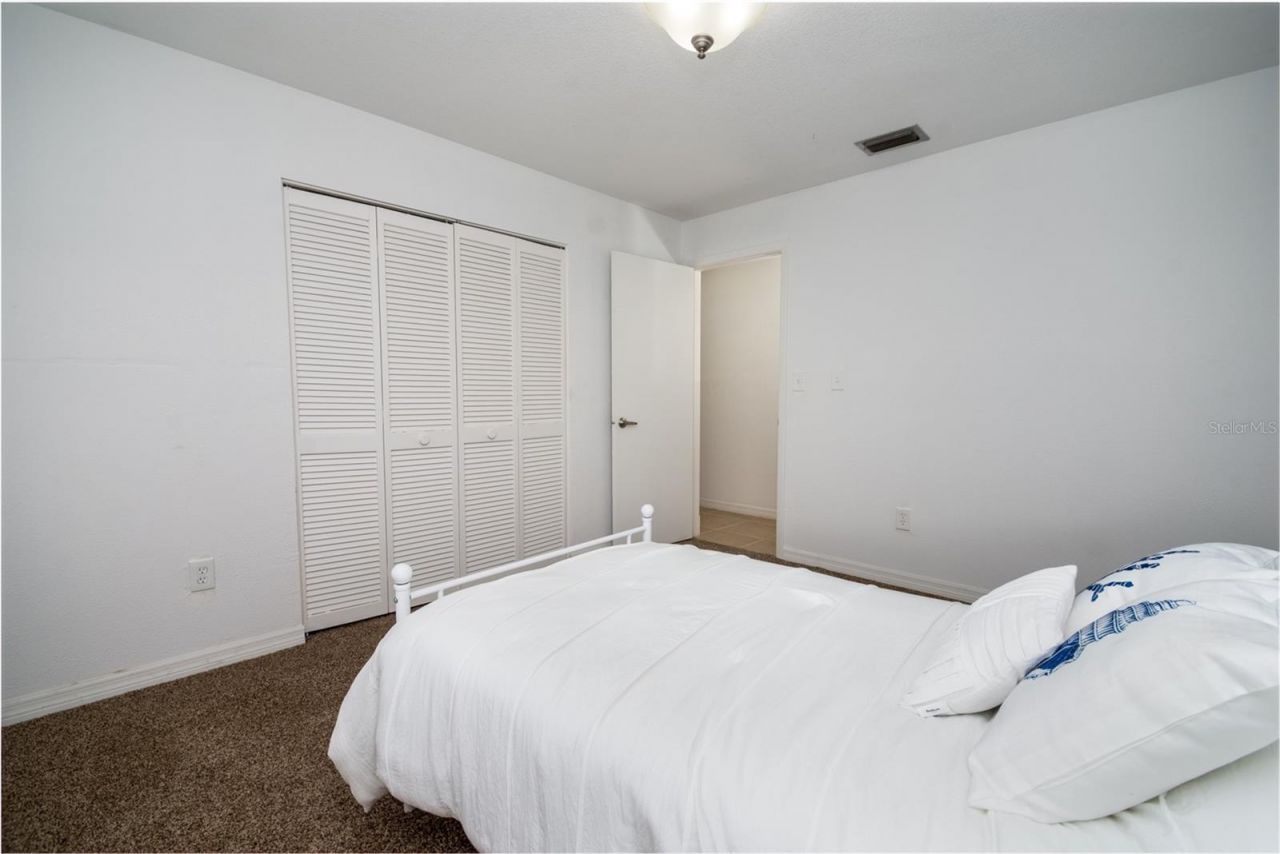 2504 Hibiscus Drive W, Belleair Beach, FL 33786 Photo