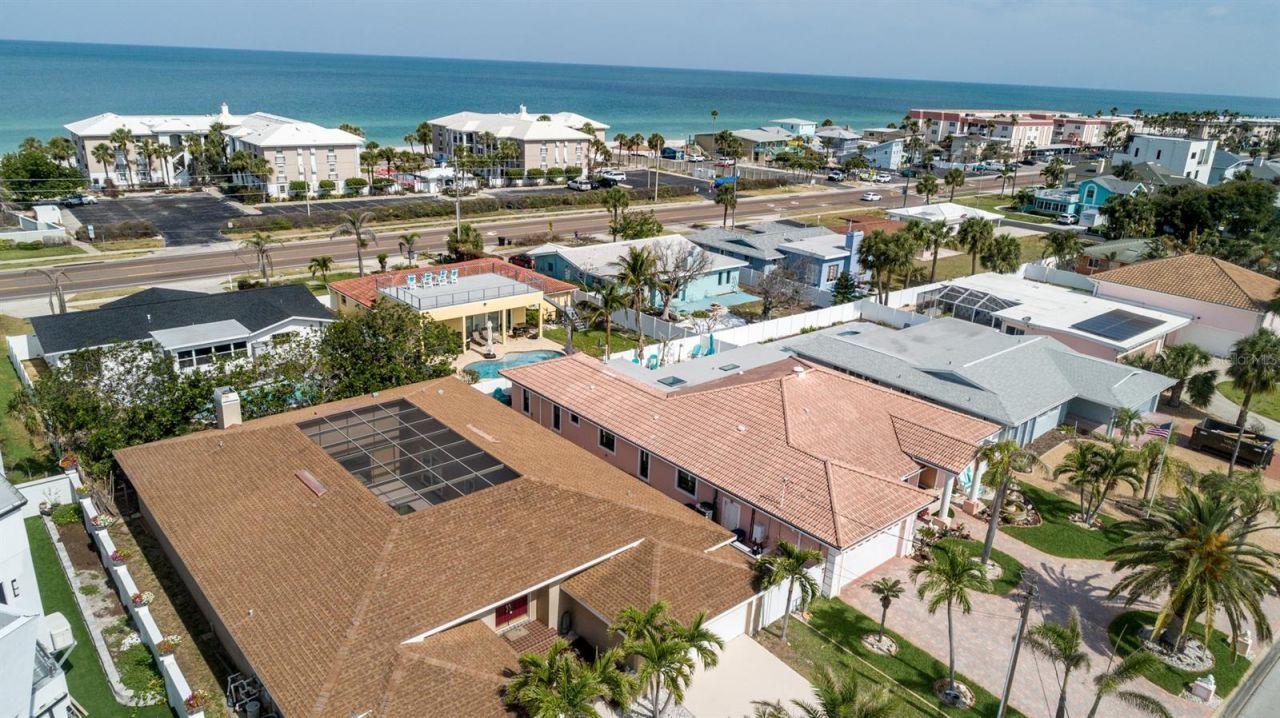 2504 Hibiscus Drive W, Belleair Beach, FL 33786 Photo