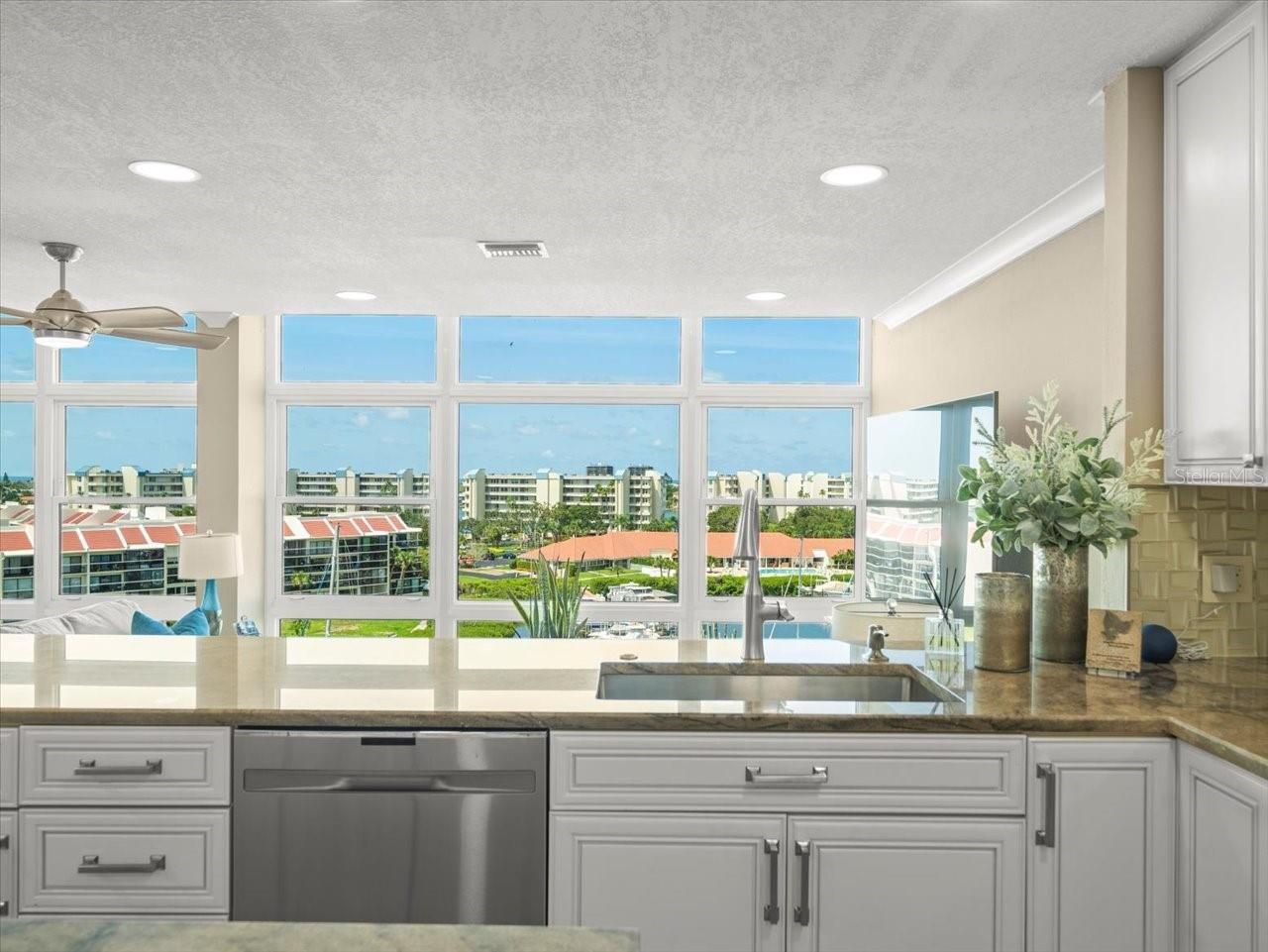 7600 Sun Island Drive S, Unit 804, South Pasadena, FL 33707 Photo