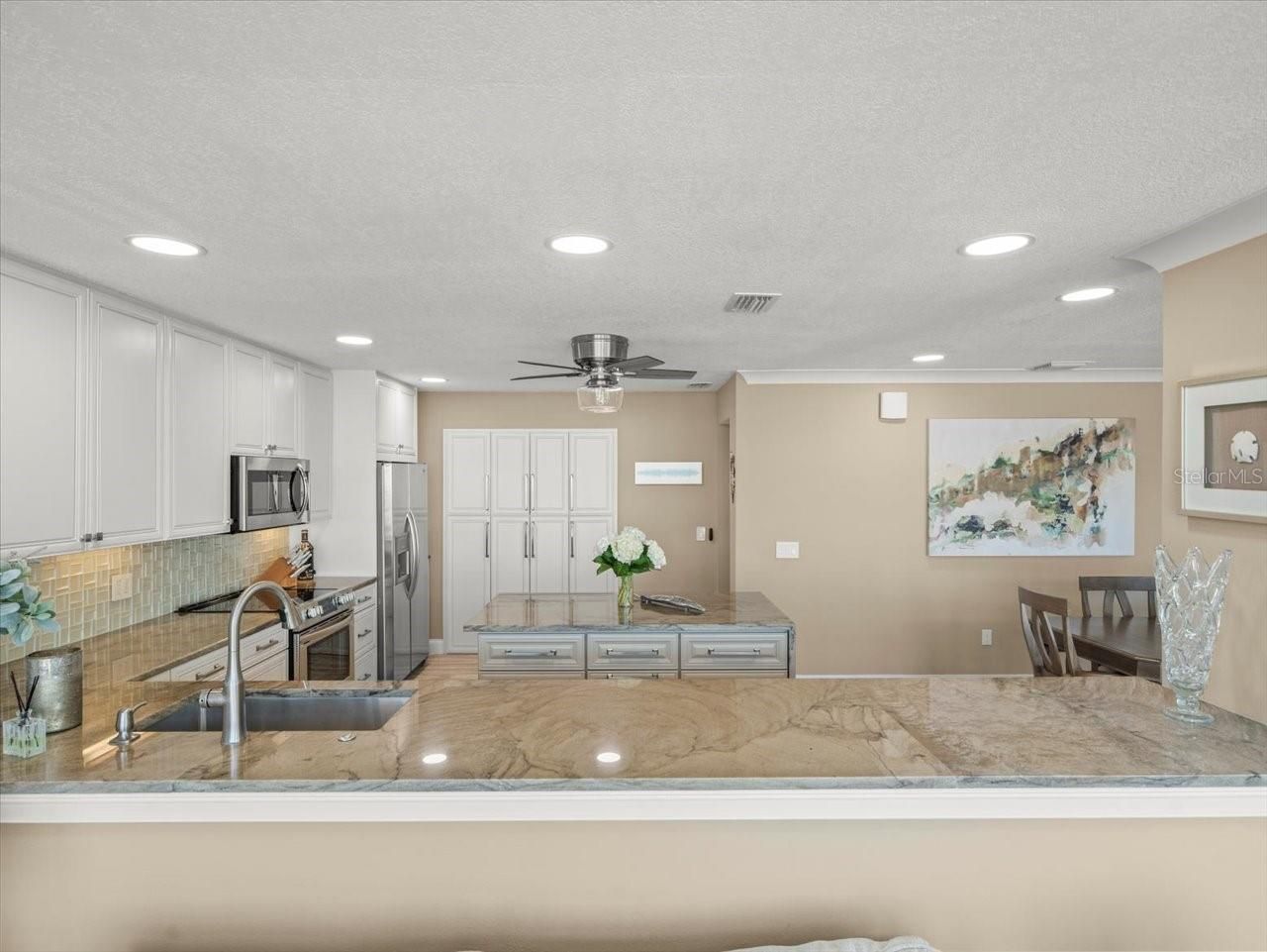 7600 Sun Island Drive S, Unit 804, South Pasadena, FL 33707 Photo