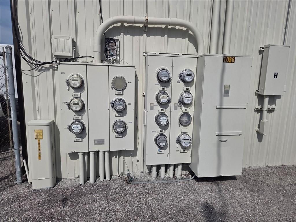 1036 NE Pine Island Rd, Cape Coral, FL 33909 Photo