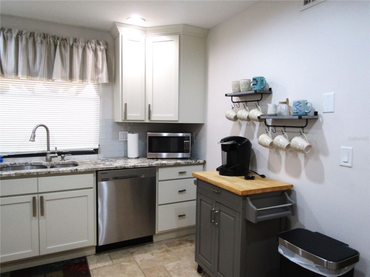 5056 Marsh Field Road, Unit 7, Sarasota, FL 34235 Photo
