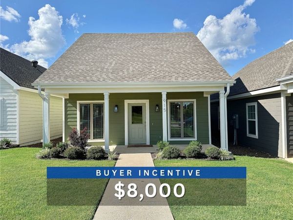 915 NE Heights Lane, Bentonville, AR 72712
