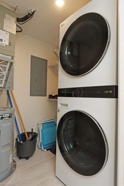 2850 Gulf Shore Blvd N, Unit 102, Naples, FL 34103 Photo