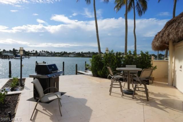 2850 Gulf Shore Blvd N, Unit 102, Naples, FL 34103 Photo
