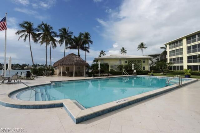 2850 Gulf Shore Blvd N, Unit 102, Naples, FL 34103 Photo