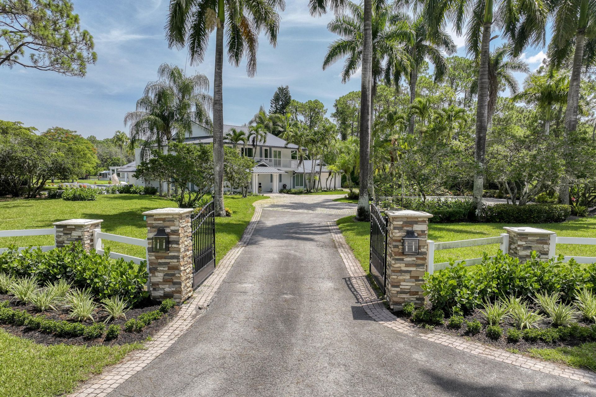 13395 Running Water Road, Palm Beach Gardens, FL 33418 Photo