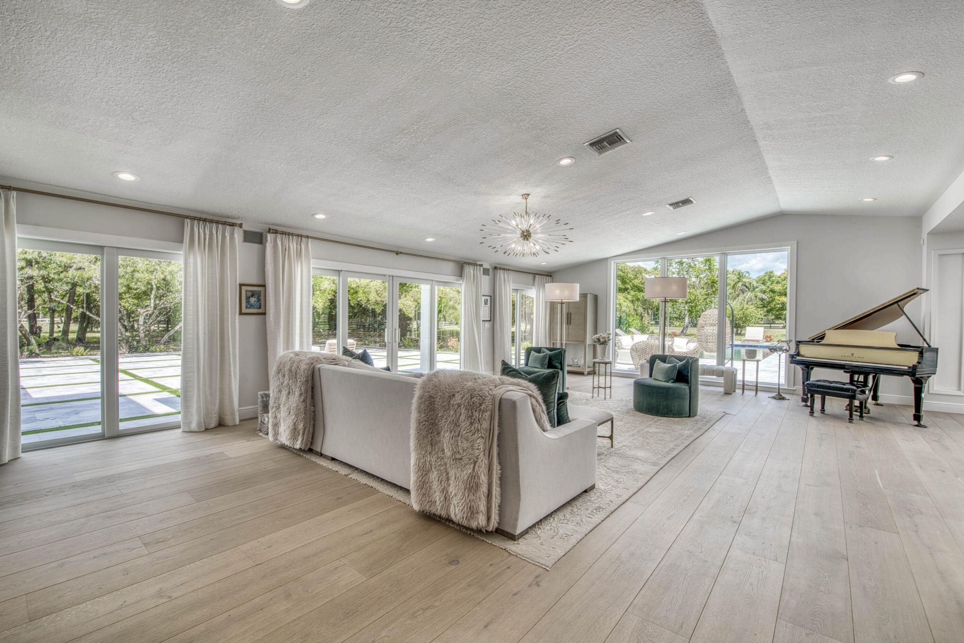 13395 Running Water Road, Palm Beach Gardens, FL 33418 Photo