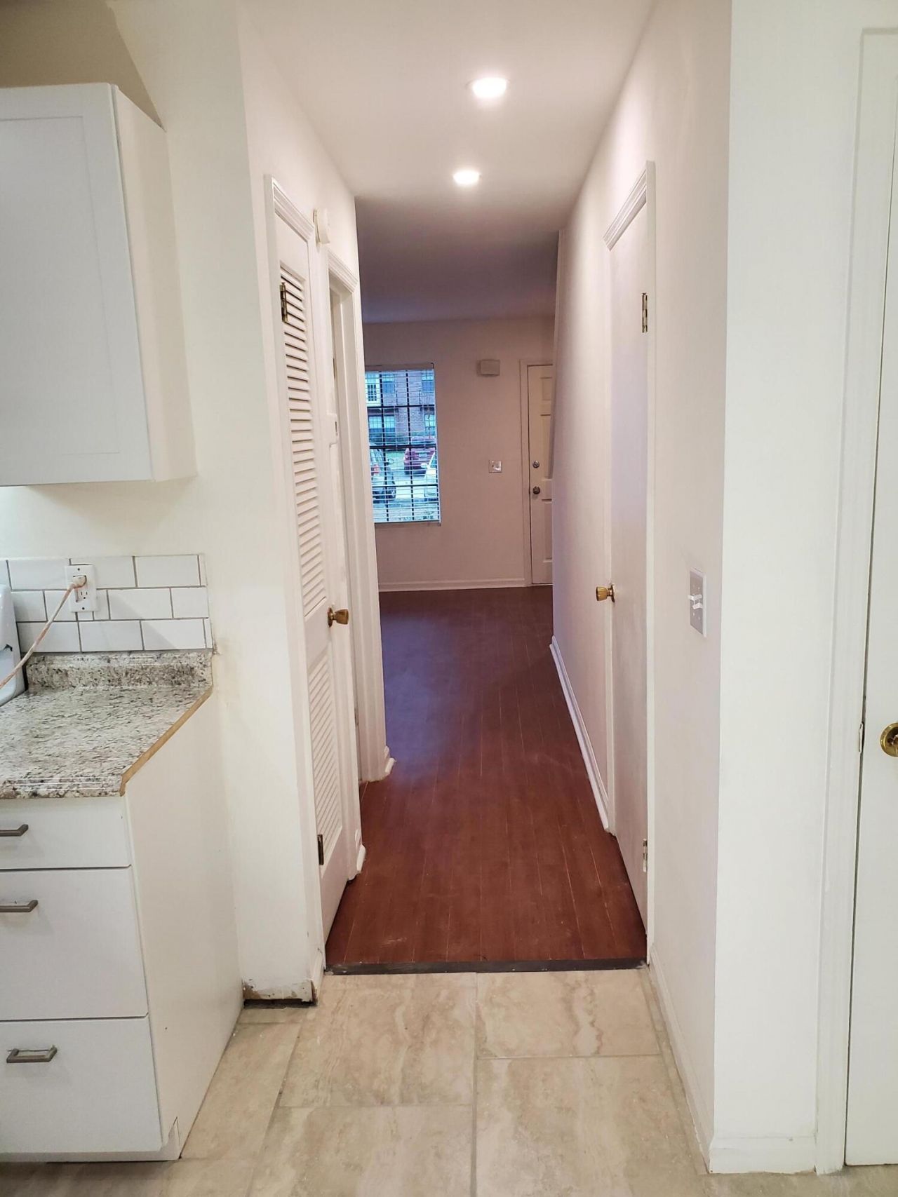 110 Timber Lane Photo 6