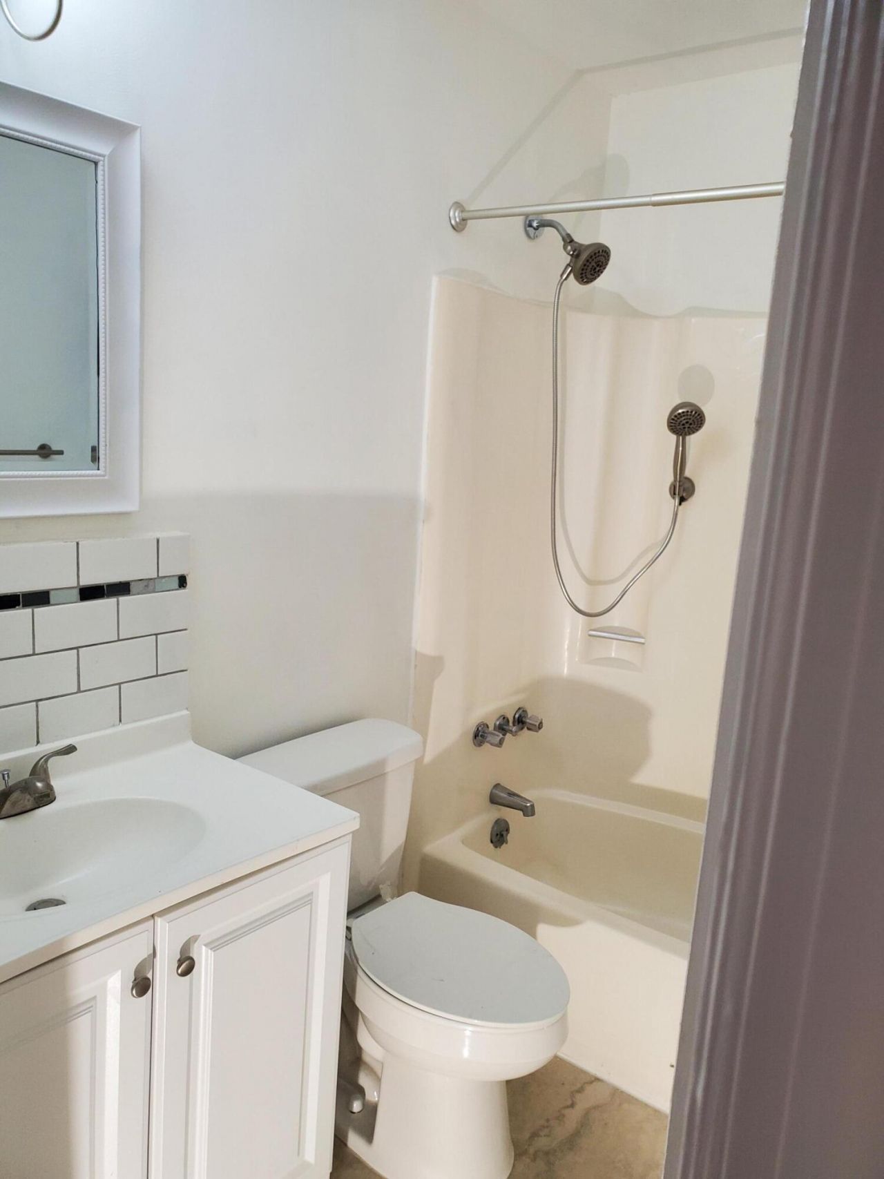 110 Timber Lane Photo 9