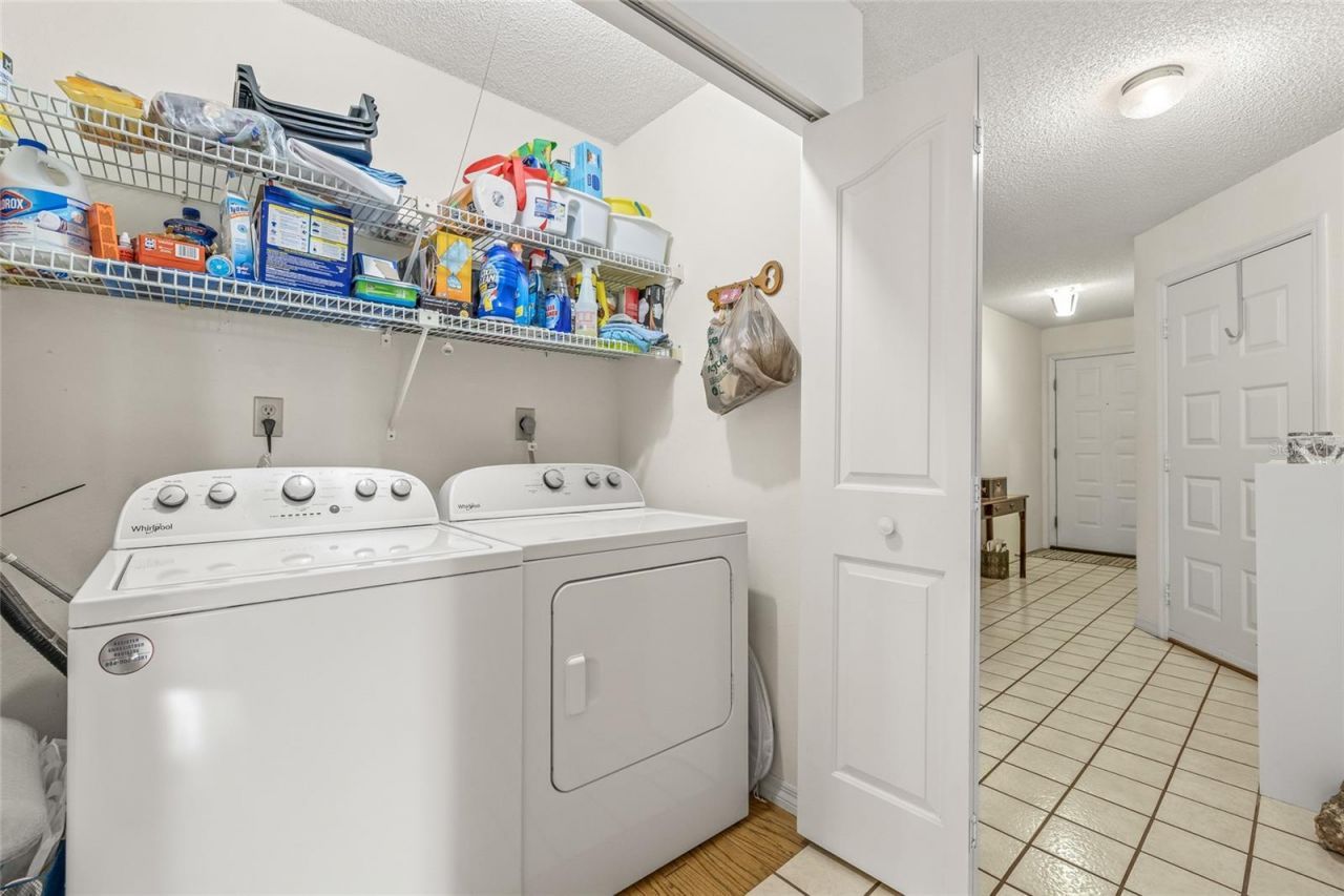 699 Malta Court Ne, Saint Petersburg, FL 33703 Photo