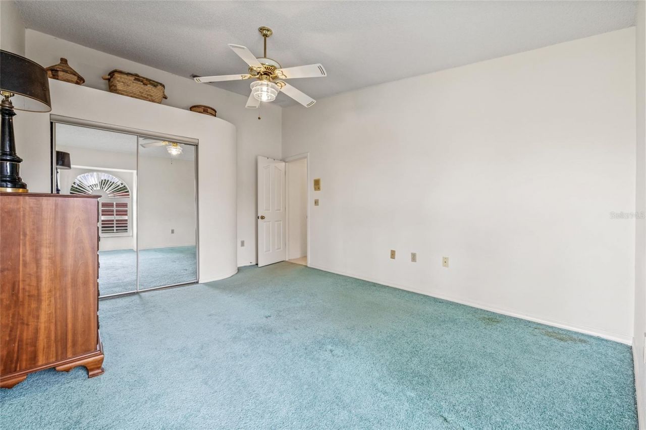 699 Malta Court Ne, Saint Petersburg, FL 33703 Photo